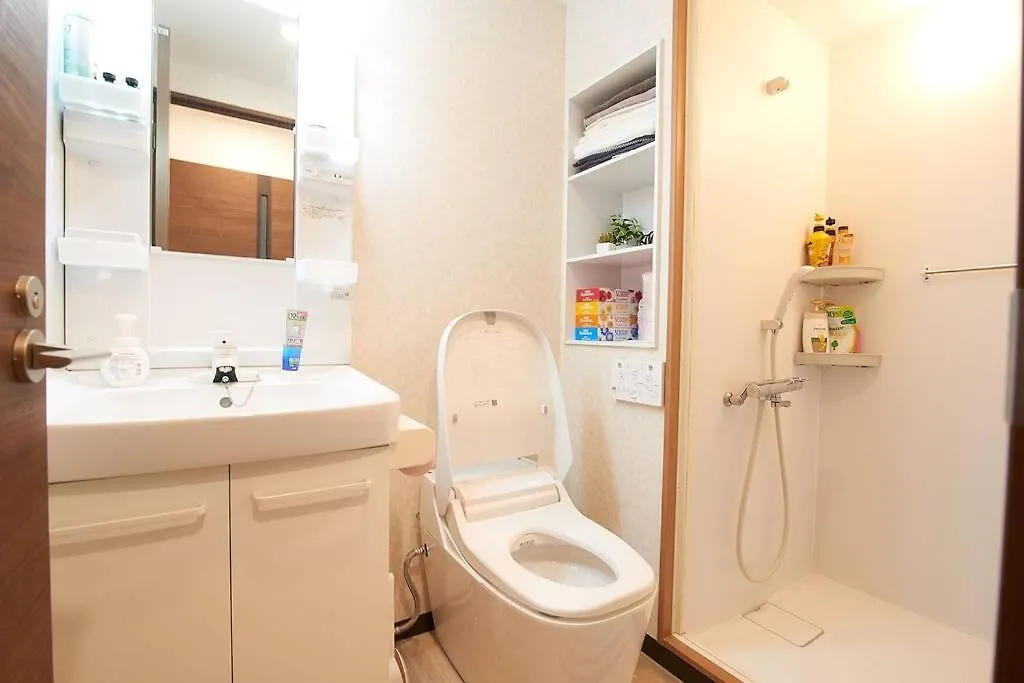 新宿市中心jr线新大久保三分钟紧邻韩国街免费wi-Fi Tokyo Apartment