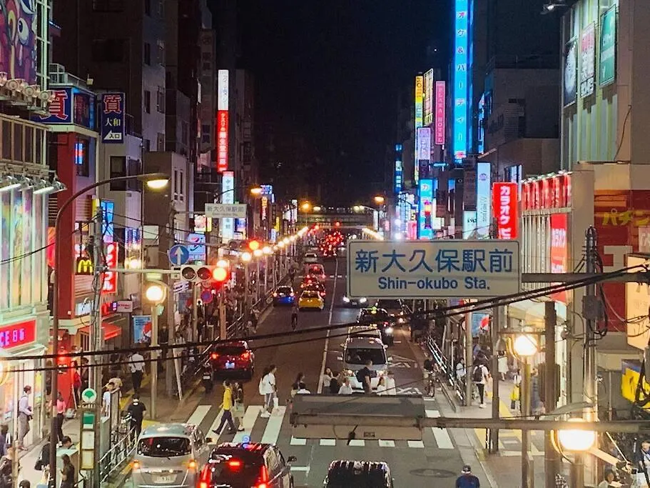 新宿市中心jr线新大久保三分钟紧邻韩国街免费wi-Fi Tokio 0*,